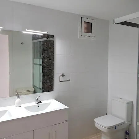Una Ventana A Las Playas Y Acantilados De Conil